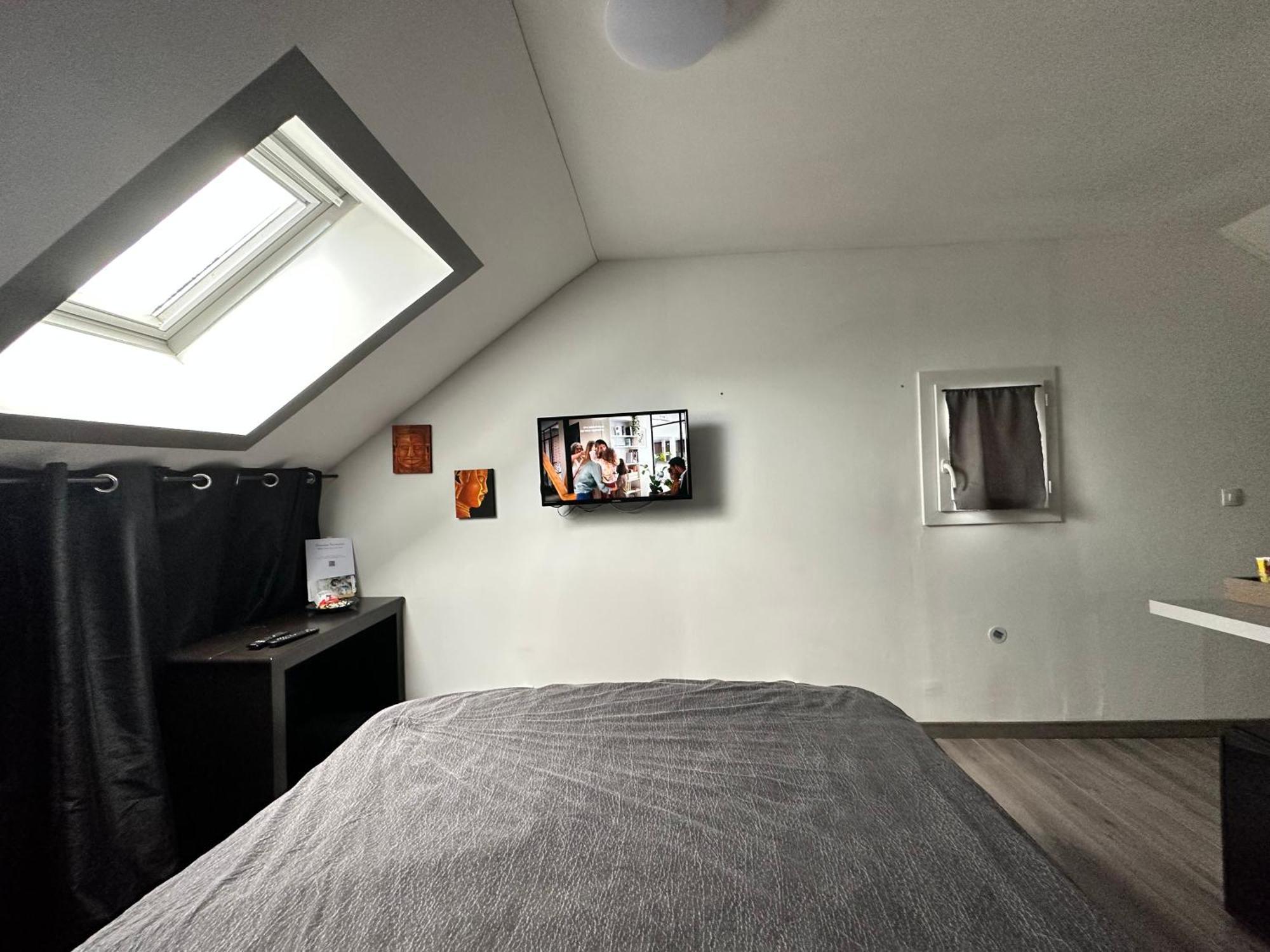 Apartament Nid Douillet Independant La Ferte-Alais Zewnętrze zdjęcie